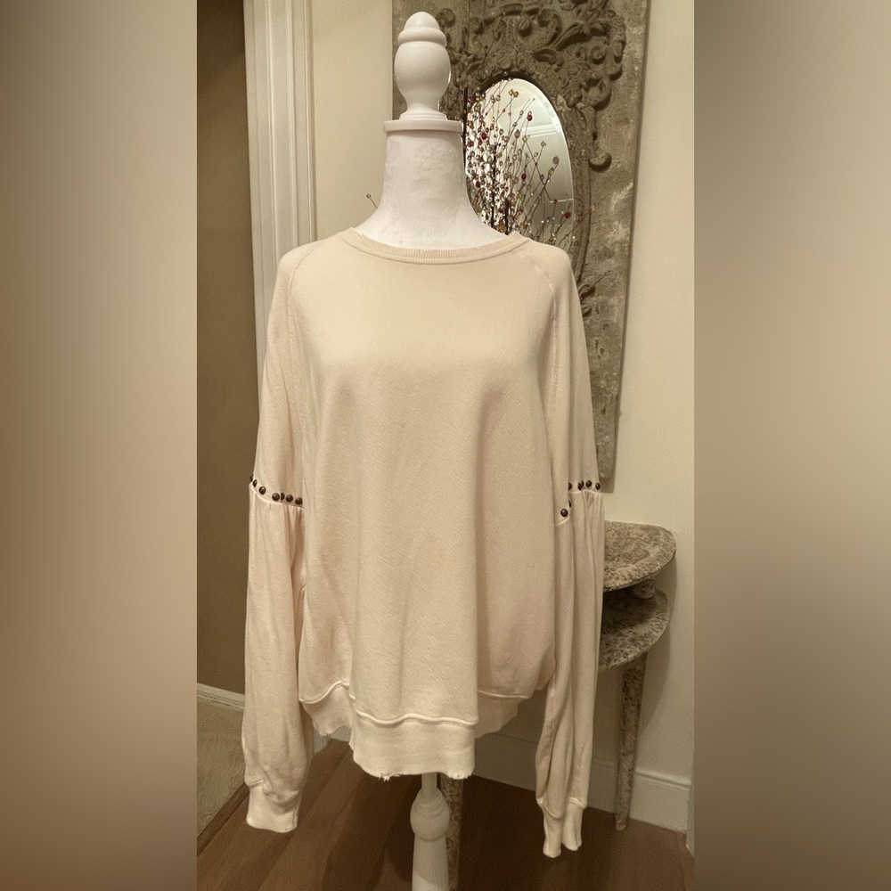 THE GREAT cream sweatshirt with ballon sleeve